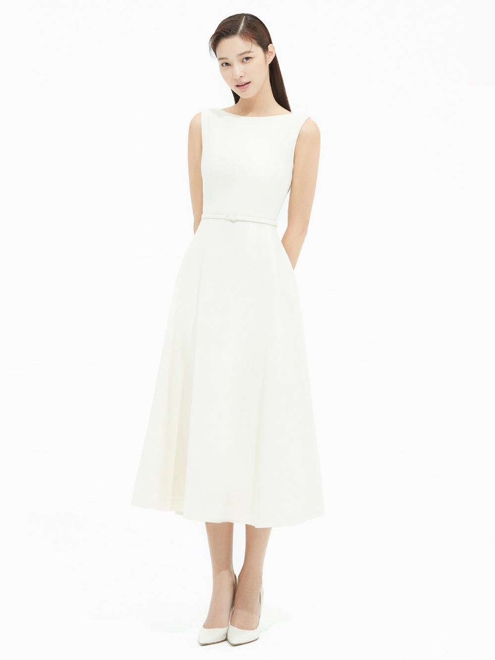 AVOUAVOU Crepe Boat Neck Sleeveless Flare Dress Cream Size 1 Small